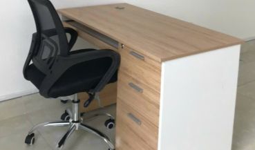 Những mẫu bàn văn phòng bán chạy nhất 