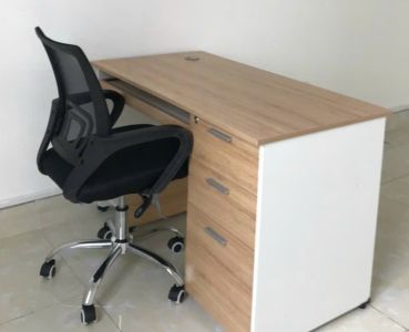Những mẫu bàn văn phòng bán chạy nhất 